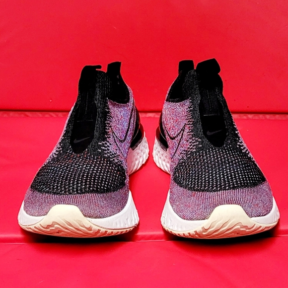 Nike Epic Phantom React Flyknit Women's Running Shoes #BV0415-002 size 10 - Picture 2 of 11